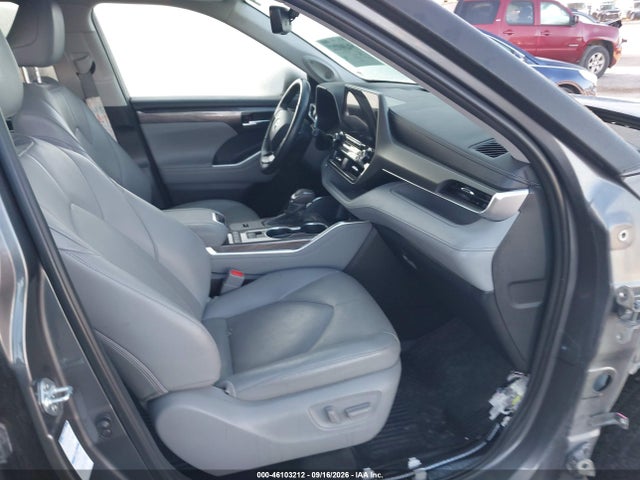 5TDXBRCH0MS531765 Toyota Highlander Hybrid Limited