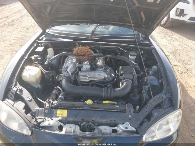 46103217 :رقم المزاد ، JM1NB353940400665 vin ، 2004 Mazda Mx-5 Miata Cloth مزاد بيع