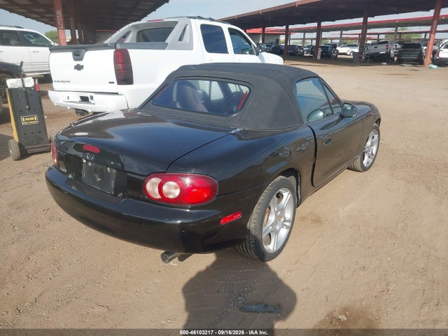 46103217 :رقم المزاد ، JM1NB353940400665 vin ، 2004 Mazda Mx-5 Miata Cloth مزاد بيع