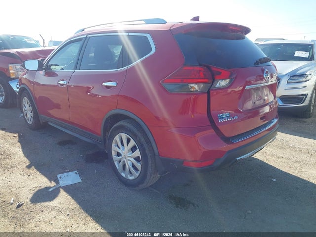 2017 Nissan Rogue S მანქანა იყიდება აუქციონზე, vin: JN8AT2MT7HW395741, აუქციონის ნომერი: 46103243