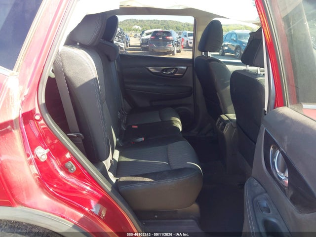 2017 Nissan Rogue S მანქანა იყიდება აუქციონზე, vin: JN8AT2MT7HW395741, აუქციონის ნომერი: 46103243