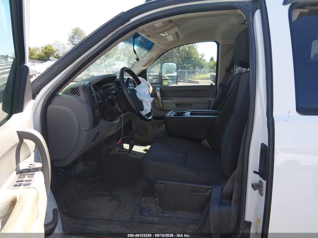 2013 Chevrolet Silverado 2500hd Work Truck მანქანა იყიდება აუქციონზე, vin: 1GC2KVCGXDZ368020, აუქციონის ნომერი: 46103258