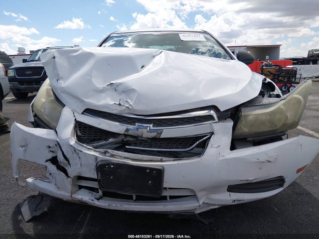 46103261 :رقم المزاد ، 1G1PA5SH9E7137134 vin ، 2014 Chevrolet Cruze Ls Auto مزاد بيع