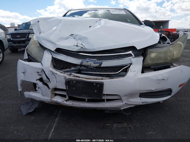 46103261 :رقم المزاد ، 1G1PA5SH9E7137134 vin ، 2014 Chevrolet Cruze Ls Auto مزاد بيع