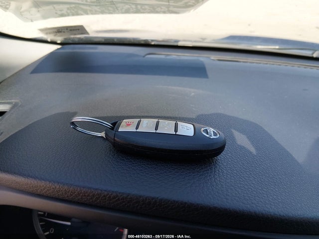 2019 Nissan Sentra Sr მანქანა იყიდება აუქციონზე, vin: 3N1AB7AP6KY210715, აუქციონის ნომერი: 46103263