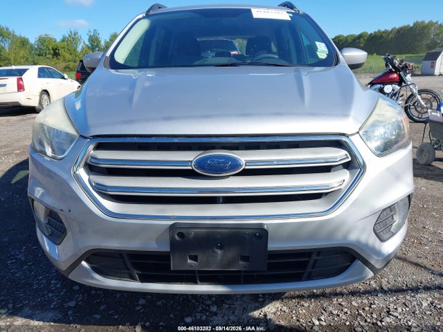 2018 Ford Escape Se მანქანა იყიდება აუქციონზე, vin: 1FMCU9GDXJUA01435, აუქციონის ნომერი: 46103282