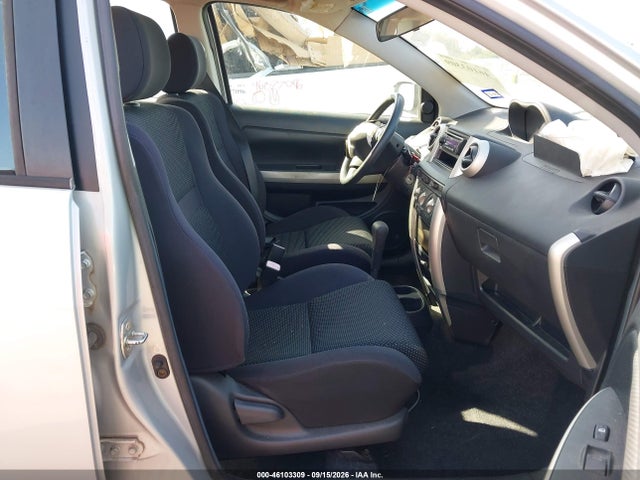 2004 Scion Xa მანქანა იყიდება აუქციონზე, vin: JTKKT624240073257, აუქციონის ნომერი: 46103309