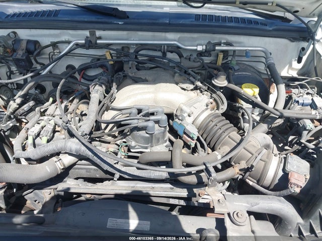 2000 Nissan Xterra Se/xe მანქანა იყიდება აუქციონზე, vin: 5N1ED28Y7YC501988, აუქციონის ნომერი: 46103365