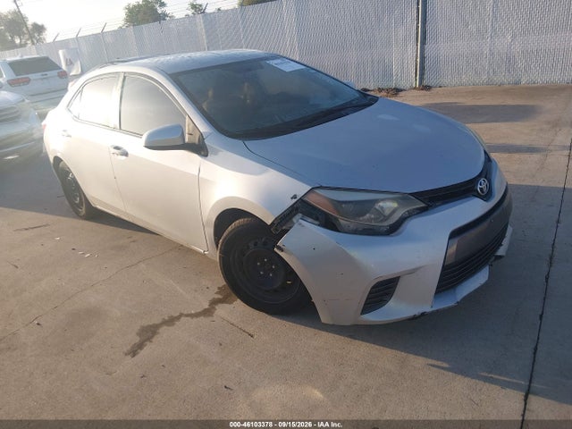 Toyota COROLLA LE 2015 5YFBURHE7FP273923 Image 3