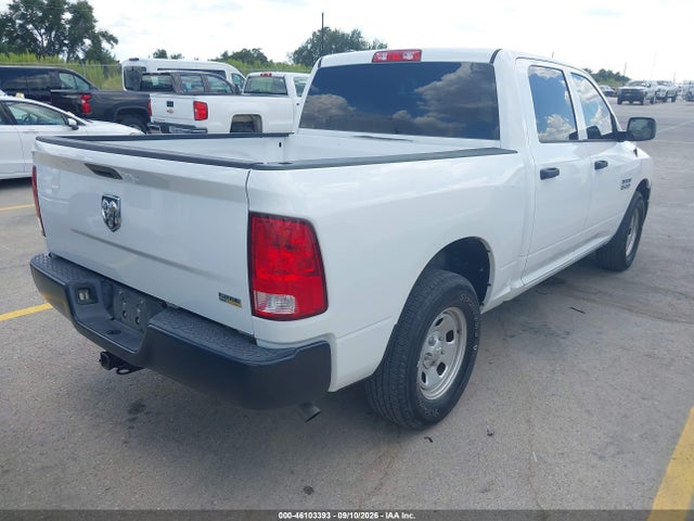 46103393 :رقم المزاد ، 1C6RR6KG8JS303616 vin ، 2018 Ram 1500 Tradesman  4x2 5'7 Box مزاد بيع