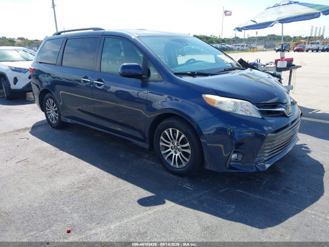 Продажа на аукционе авто 2018 Toyota Sienna Xle Premium 8 Passenger, vin: 5TDYZ3DC9JS920836, номер лота: 46103436