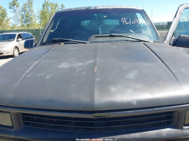 46103457 :رقم المزاد ، 3GNEK18RXTG135924 vin ، 1996 Chevrolet Tahoe K1500 مزاد بيع