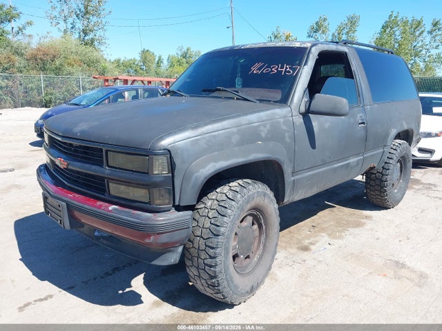 46103457 :رقم المزاد ، 3GNEK18RXTG135924 vin ، 1996 Chevrolet Tahoe K1500 مزاد بيع