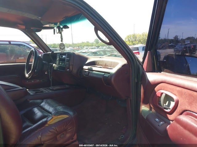 46103457 :رقم المزاد ، 3GNEK18RXTG135924 vin ، 1996 Chevrolet Tahoe K1500 مزاد بيع