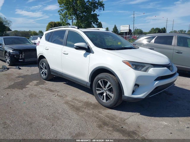 2017 Toyota Rav4 Xle მანქანა იყიდება აუქციონზე, vin: JTMRFREV5HD209057, აუქციონის ნომერი: 46103472