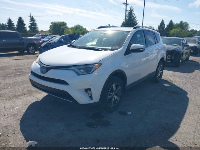 2017 Toyota Rav4 Xle მანქანა იყიდება აუქციონზე, vin: JTMRFREV5HD209057, აუქციონის ნომერი: 46103472