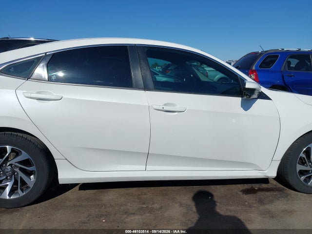 46103514 :رقم المزاد ، 19XFC2F71GE054216 vin ، 2016 Honda Civic Ex مزاد بيع