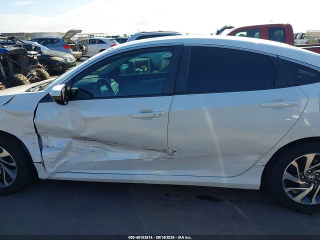 46103514 :رقم المزاد ، 19XFC2F71GE054216 vin ، 2016 Honda Civic Ex مزاد بيع