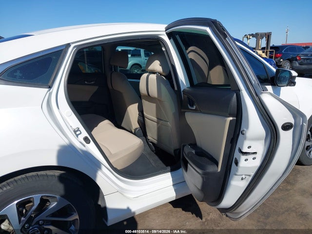 46103514 :رقم المزاد ، 19XFC2F71GE054216 vin ، 2016 Honda Civic Ex مزاد بيع