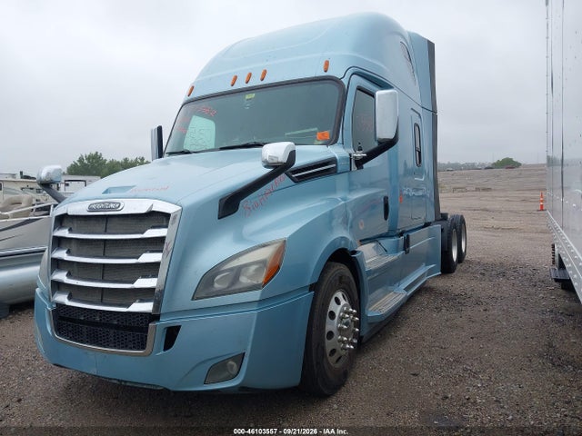 Продажа на аукционе авто 2018 Freightliner New Cascadia 126, vin: 3AKJHHDR9JSJZ2133, номер лота: 46103557