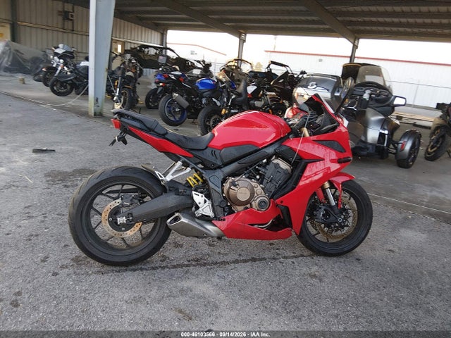 MLHRH0116K5000062 Honda CBR650 R