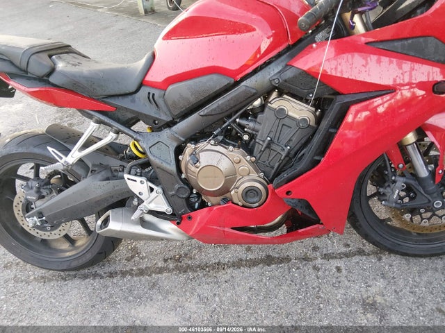 MLHRH0116K5000062 Honda CBR650 R