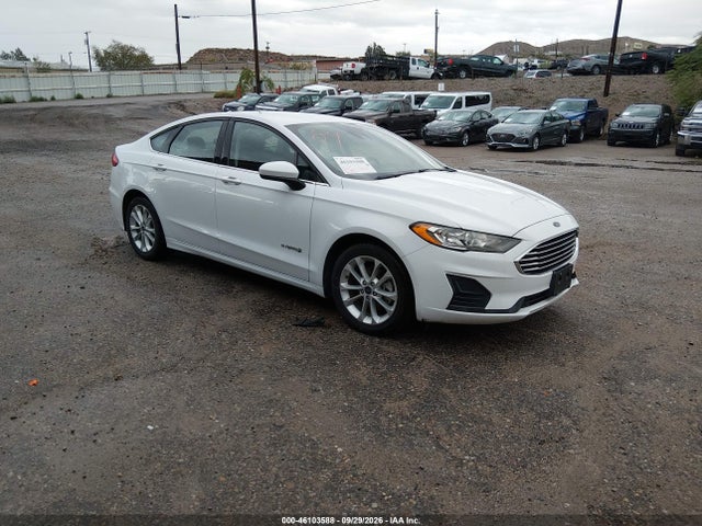 2019 Ford Fusion Hybrid Se მანქანა იყიდება აუქციონზე, vin: 3FA6P0LU8KR274365, აუქციონის ნომერი: 46103588
