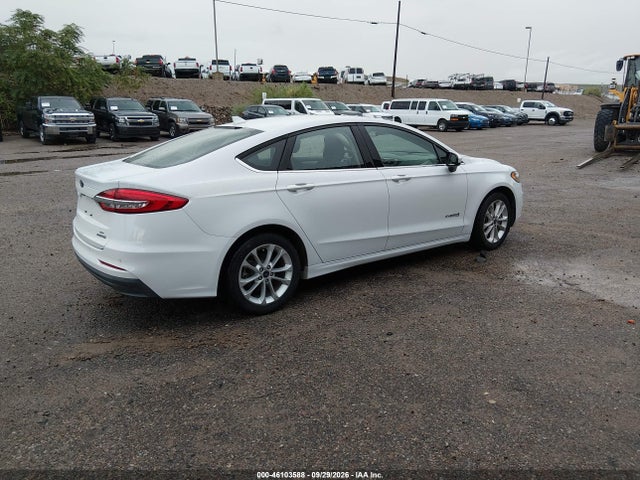 2019 Ford Fusion Hybrid Se მანქანა იყიდება აუქციონზე, vin: 3FA6P0LU8KR274365, აუქციონის ნომერი: 46103588