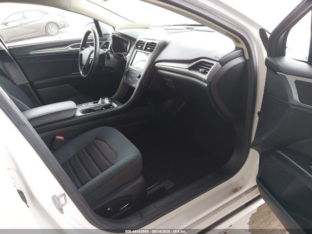 2019 Ford Fusion Hybrid Se მანქანა იყიდება აუქციონზე, vin: 3FA6P0LU8KR274365, აუქციონის ნომერი: 46103588