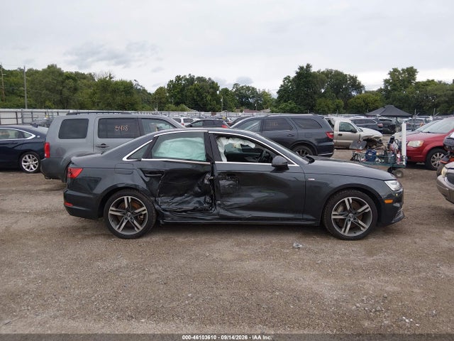 Продажа на аукционе авто 2017 Audi A4 2.0t Premium, vin: WAUENAF42HN005672, номер лота: 46103610