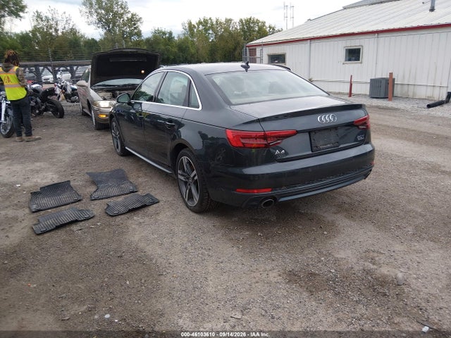 Продажа на аукционе авто 2017 Audi A4 2.0t Premium, vin: WAUENAF42HN005672, номер лота: 46103610