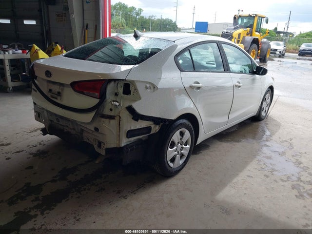 Aukcja sprzedaży 2017 Kia Forte Lx, vin: 3KPFK4A78HE127184, numer aukcji: 46103691