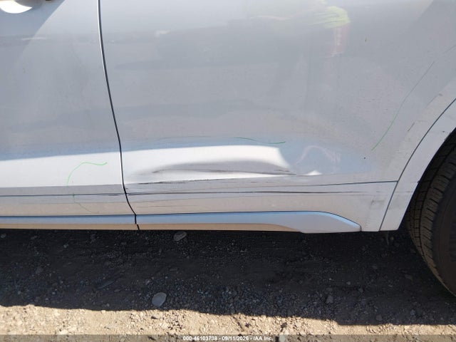 Продажа на аукционе авто 2024 Audi Q5 Premium Plus 45 Tfsi S Line Quattro, vin: WA1EAAFY1R2075291, номер лота: 46103738