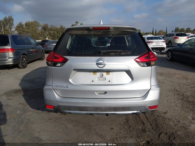 2017 Nissan Rogue S მანქანა იყიდება აუქციონზე, vin: KNMAT2MT2HP554767, აუქციონის ნომერი: 46103769