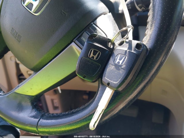 46103771 :رقم المزاد ، 5FNRL5H65DB008428 vin ، 2013 Honda Odyssey Ex-l مزاد بيع