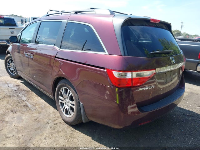 46103771 :رقم المزاد ، 5FNRL5H65DB008428 vin ، 2013 Honda Odyssey Ex-l مزاد بيع