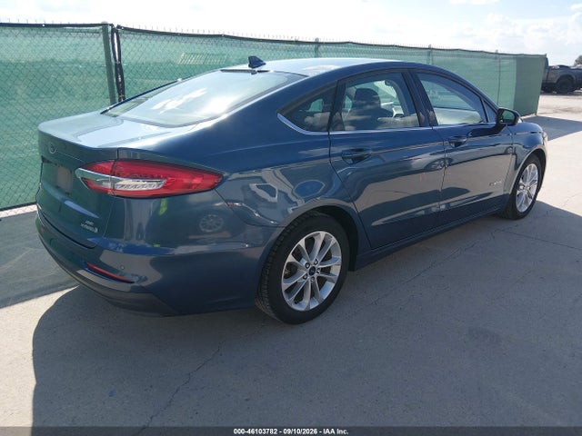 46103782 :رقم المزاد ، 3FA6P0LU9KR190846 vin ، 2019 Ford Fusion Hybrid Se مزاد بيع
