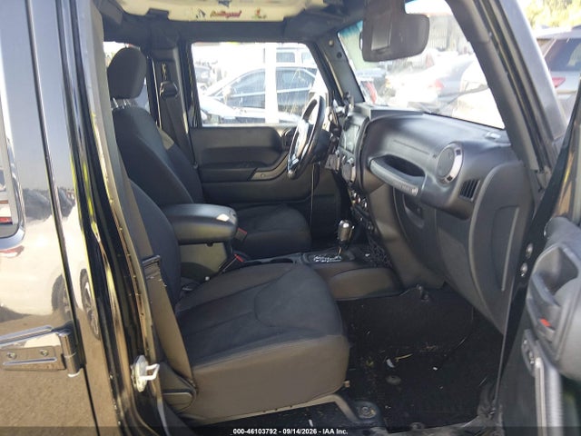 Продажа на аукционе авто 2016 Jeep Wrangler Unlimited Sport, vin: 1C4BJWDG5GL303901, номер лота: 46103792
