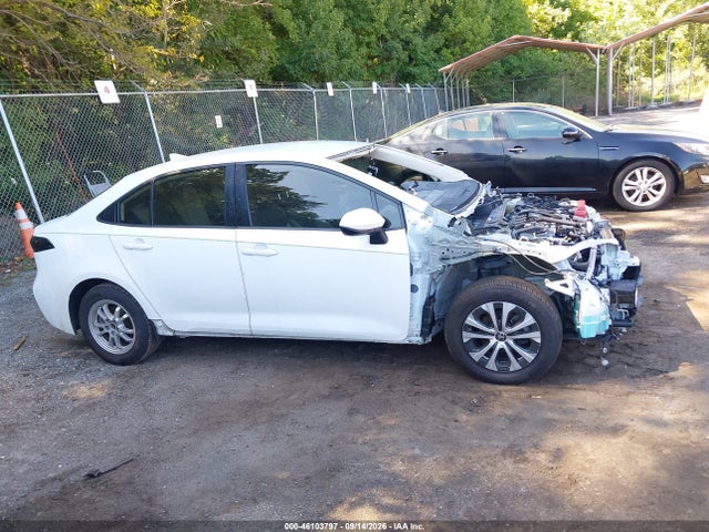 Продажа на аукционе авто 2022 Toyota Corolla Hybrid Le, vin: JTDEAMDE9NJ037081, номер лота: 46103797