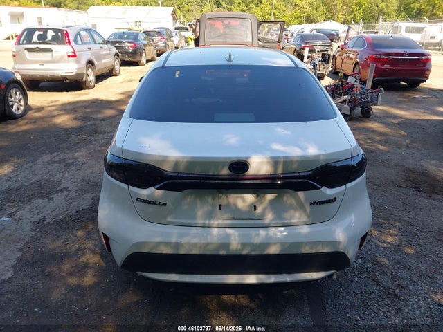 Продажа на аукционе авто 2022 Toyota Corolla Hybrid Le, vin: JTDEAMDE9NJ037081, номер лота: 46103797