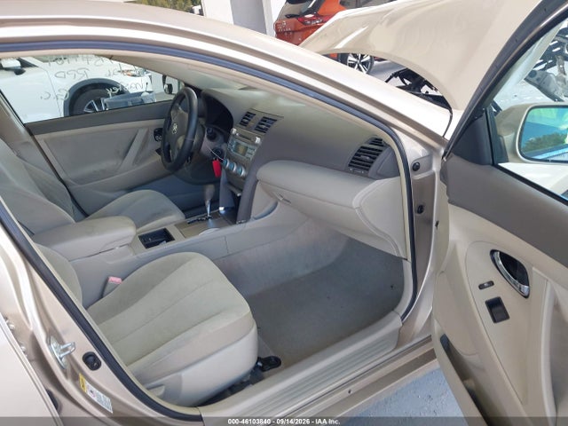 2007 Toyota Camry Le მანქანა იყიდება აუქციონზე, vin: 4T1BE46KX7U010513, აუქციონის ნომერი: 46103840