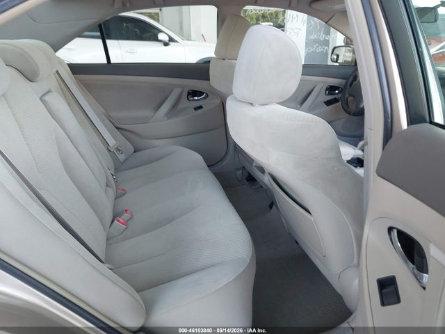 2007 Toyota Camry Le მანქანა იყიდება აუქციონზე, vin: 4T1BE46KX7U010513, აუქციონის ნომერი: 46103840