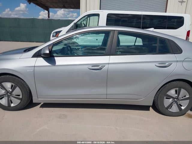 Продаж на аукціоні авто 2020 Hyundai Ioniq Hybrid Blue, vin: KMHC65LC9LU219837, номер лоту: 46103860