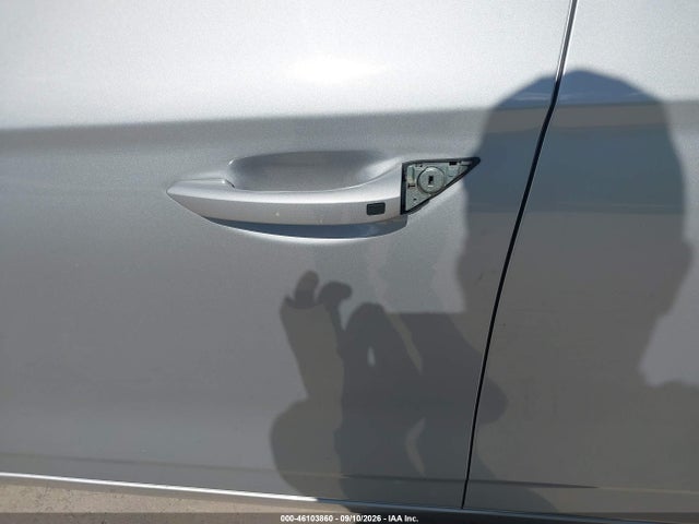 Продаж на аукціоні авто 2020 Hyundai Ioniq Hybrid Blue, vin: KMHC65LC9LU219837, номер лоту: 46103860