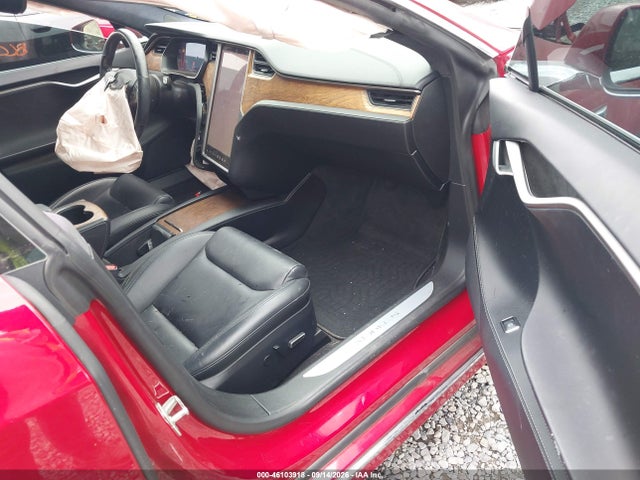 2020 Tesla Model S Long Range Dual Motor All-wheel Drive/long Range Plus Dual Motor All-wheel Drive მანქანა იყიდება აუქციონზე, vin: 5YJSA1E22LF400668, აუქციონის ნომერი: 46103918