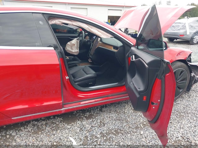 2020 Tesla Model S Long Range Dual Motor All-wheel Drive/long Range Plus Dual Motor All-wheel Drive მანქანა იყიდება აუქციონზე, vin: 5YJSA1E22LF400668, აუქციონის ნომერი: 46103918