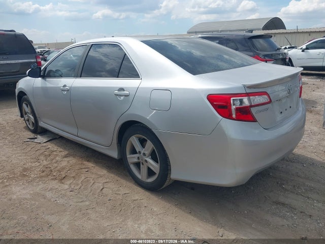 Toyota CAMRY SE 2014 4T1BF1FK7EU448771 Image 3
