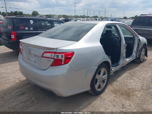 Toyota CAMRY SE 2014 4T1BF1FK7EU448771 Image 4