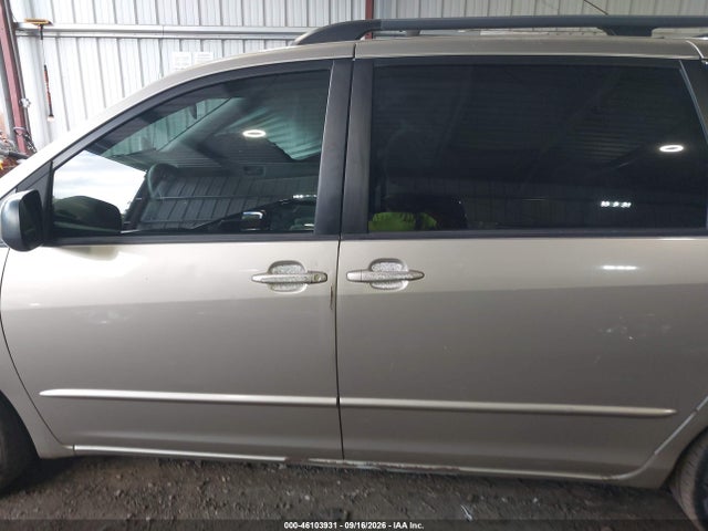 Продаж на аукціоні авто 2004 Toyota Sienna Le, vin: 5TDZA23C54S089654, номер лоту: 46103931
