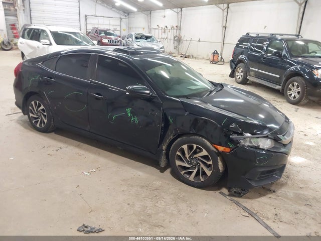 46103951 :رقم المزاد ، 19XFC2F75GE078180 vin ، 2016 Honda Civic Ex مزاد بيع